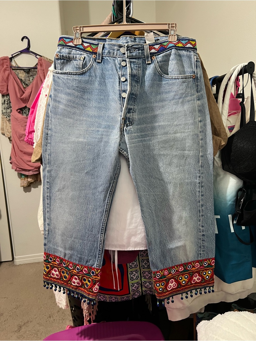 Vintage Buzz 18 Embellished Cropped 501 Levi’s Tribal Boho Style - Picture 4 of 16